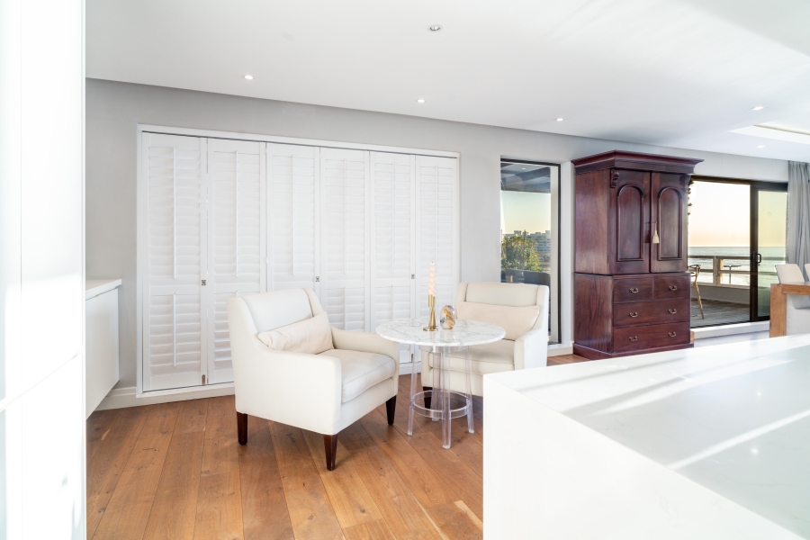 To Let 2 Bedroom Property for Rent in Sea Point Western Cape